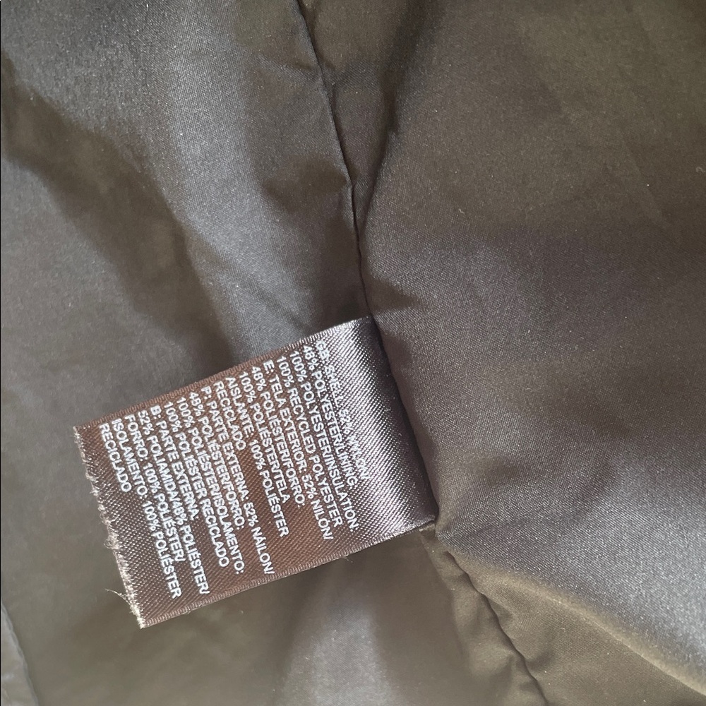 The North Face Women's Black Quilted Snow Jacket - Picture 4 of 7